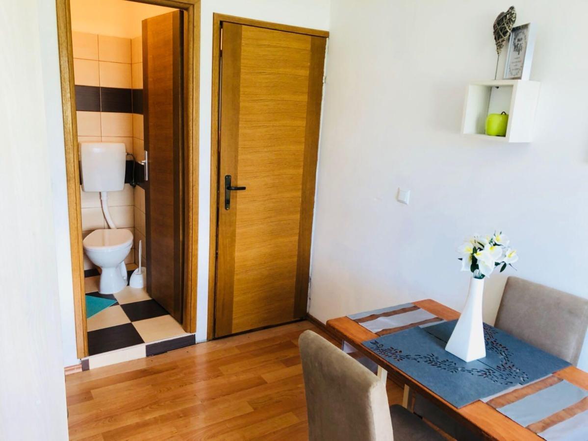Rooms For Two With Private Bathroom Near Split Center المظهر الخارجي الصورة